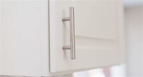 However, on larger wall cabinets (b), it is. How to Place Kitchen Cabinet Knobs and Pulls