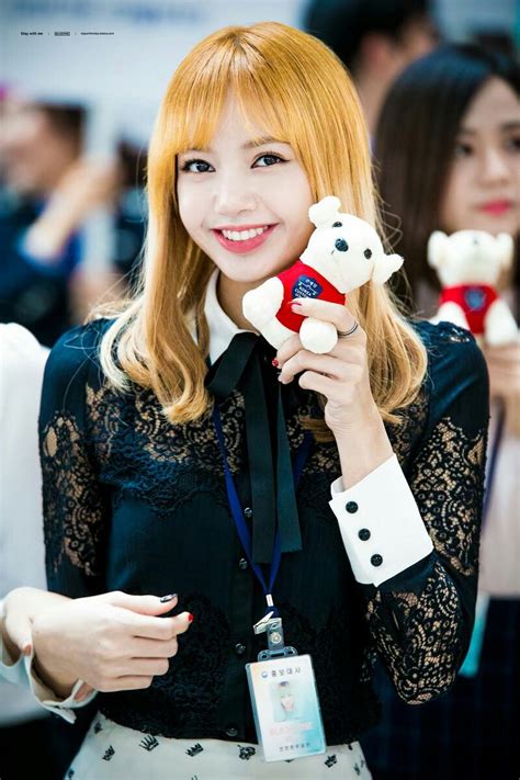 Tons of awesome blackpink cute wallpapers to download for free. Kwek Xavier adlı kullanıcının B panosundaki Pin | Ünlüler, Koreli kız, Kahverengi saç