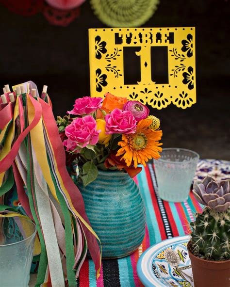 Create a festive table setting with these ideas. 35 Mexican Table Decorations Ideas | Table Decorating Ideas