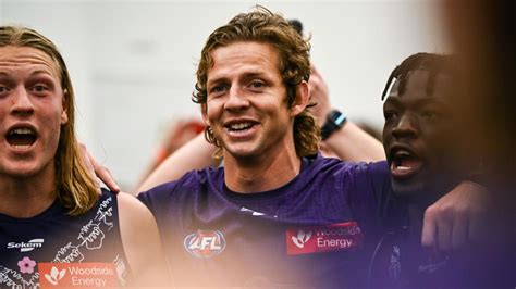 Walyalup Dockers Coach Justin Longmuir Reveals Nat Fyfe Played Longer Than Expected In Geelong