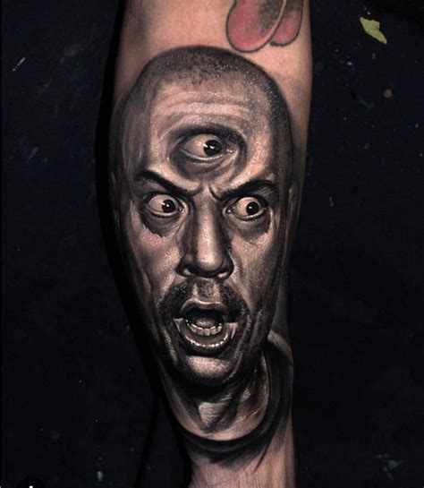 this huge tattoo of joe rogan and his third eye joe rogan joe rogan tattoo portrait tattoo