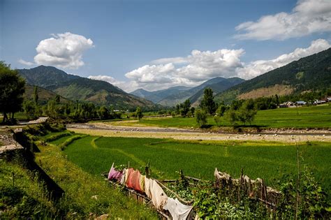 Tour Guide To Kashmir Valley India - XciteFun.net