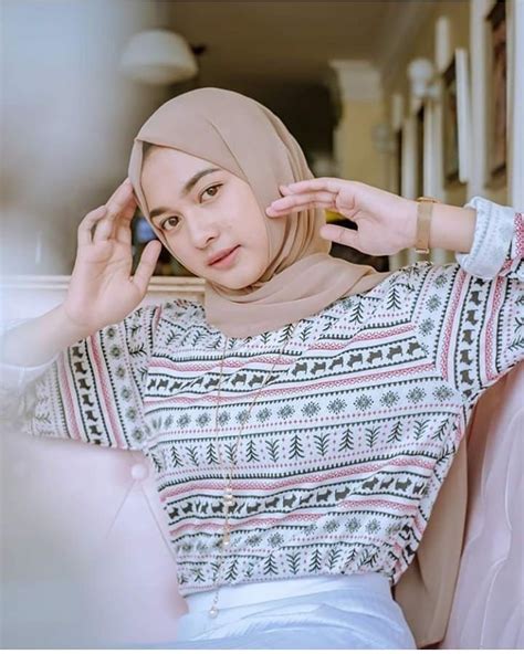 Nadia Putri Membagikan Sebuah Postingan Di Instagram “assalamualaikum