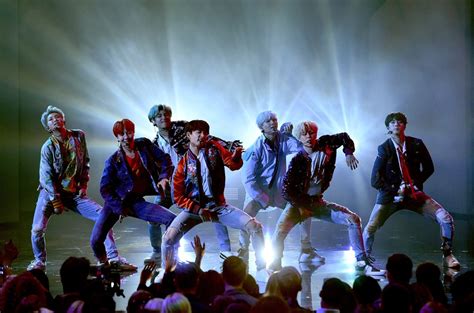 Btss Mic Drop Rises To No 1 Dna And Crystal Snow Land In Top