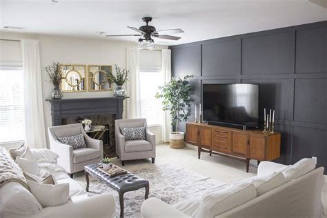 30 Brilliant Accent Wall Ideas For Living Room - HMDCRTN