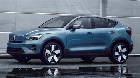 Volvo C40 Recharge Debuts All Electric Coupe Suv Has Two Motors 408hp