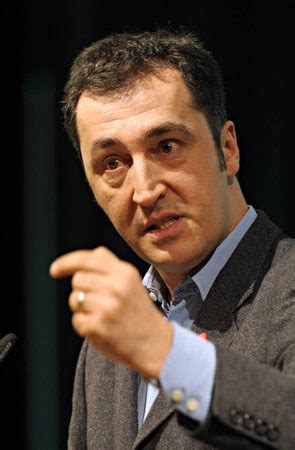 Nicht die religion entscheide, sondern das grundgesetz, und: Panorama: Interview: Cem Özdemir: "Kannsch hald ned ...
