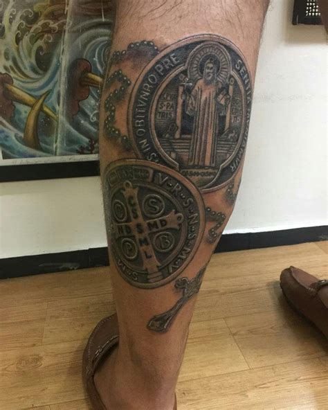 Lista 99 Foto Tatuajes De La Medalla De San Benito Alta Definición