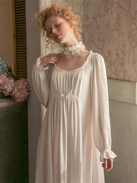 Nightgown Spring Summer Loose Nightgown Simple Style Pure White Long Sleeve Maam Viscose