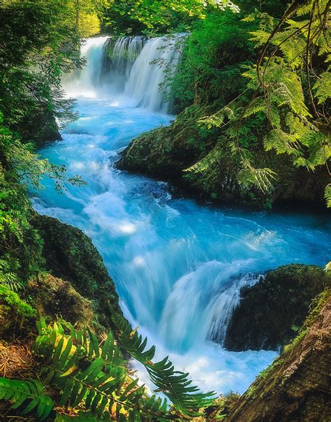 Pin By Anjosa On Waterfalls Beautiful Nature Beautiful Landscapes