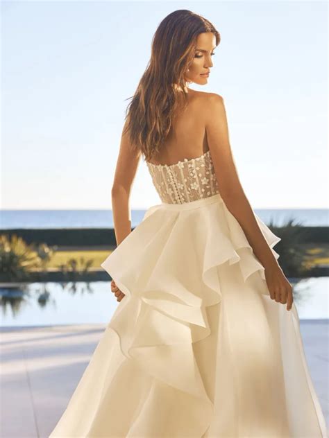 Phoebe Wedding Dress By Pronovias Mermaid Wedding Dress Amazing