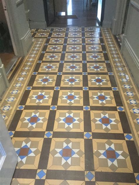 Restoring An Original Victorian Tiled Hallway Floor In Leighton Buzzard