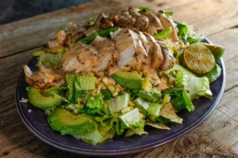 Grilled Chicken And Corn Salad With Chipotle Crema Rachael Ray