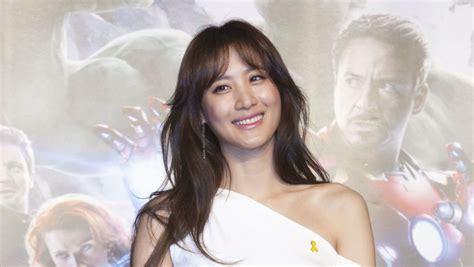 Exclusive Avengers Age Of Ultron Star Claudia Kim Joins The Dark