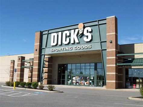 Sporting goods store for snowboarding, skateboarding, inline skates, soccer, lacrosse, field hockey, swimming and running. DICK'S Sporting Goods Store in Leominster, MA | 186