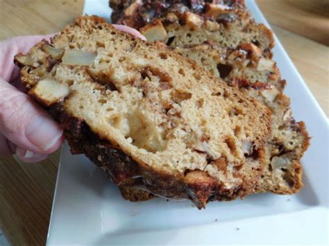 Reviewed by millions of home cooks. Apple fritter loaf | Recipe | Low calorie breakfast, Low ...
