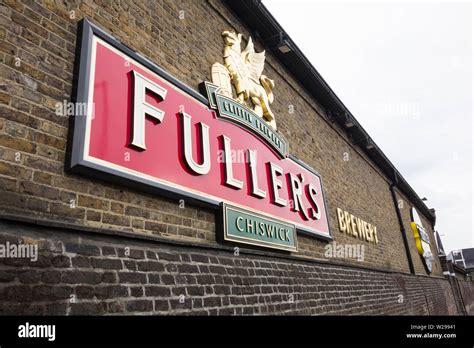 Fullers Griffin Brewery Chiswick Hi Res Stock Photography And Images