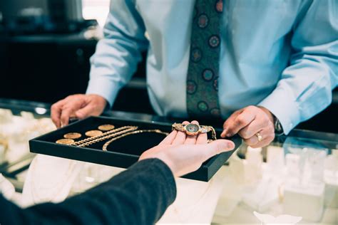 How To Sell Gold A Guide To Finding The Best Gold Buyer The Estate
