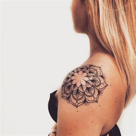 Tatuagem De Mandala Ideias Estilosas E Os Significados Dessa Tattoo Shell Tattoos Sun