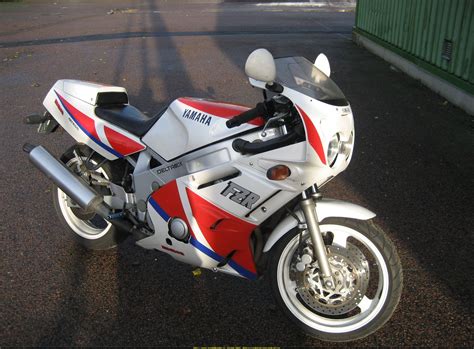 Presented motorcycle yamaha fzr 600 r by year 1992 like many motorcyclists. 1990 Yamaha FZR 600 R: pics, specs and information ...