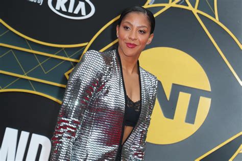 Wnba Candace Parker Married To Anna Petrakova Who Is Pregnant Video
