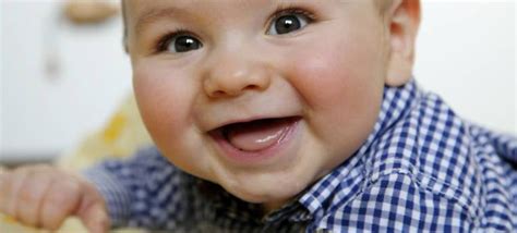 Wie kann ich mein kind auf das erste mal vorbereiten? 58 Best Pictures Wann Lächeln Baby Das Erste Mal ...