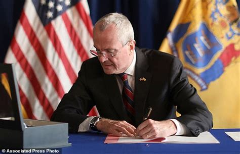 New Jersey Governor Signs Law Permitting Terminally Ill Patients To End