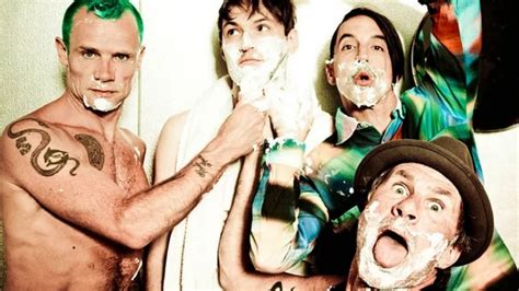 Red Hot Chili Peppers Estrenó Unlimited Love Con El Regreso De John