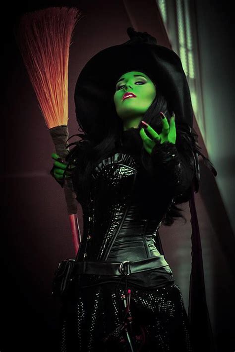wicked witch cosplay tumblr the wicked witch of the west by cajcosplay oz and alice