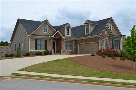 The beauty of a ranch style home is how flexible they are. Ranch House Plan - 3 Bedrms, 2 Baths - 2201 Sq Ft - #163-1049
