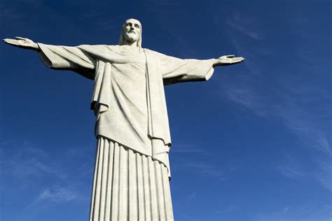 How To Visit Christ The Redeemer In Rio De Janeiro Brazil