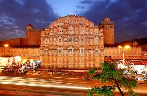 Indian Tourism : Hawa Mahal, Jaipur