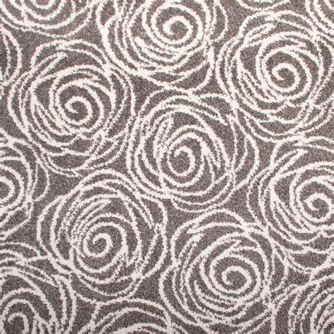 Patterned Carpets Are Luxurious Dramatic And Stylish