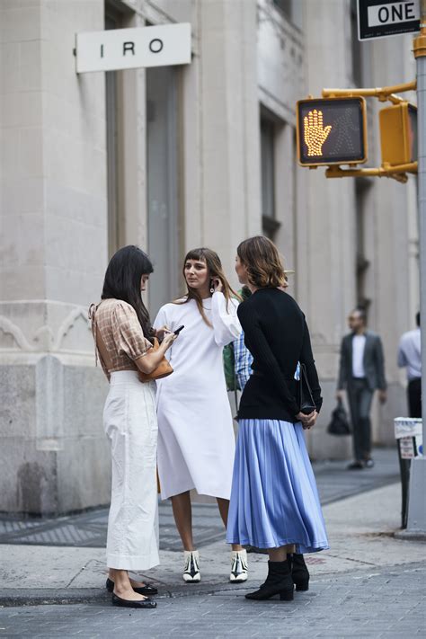 The Best Street Style From New York Fashion Week Street Style Spring 2018 Day 6 Cont