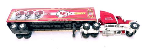 Kansas City Chiefs 2006 Limited Edition Die Cast Tractor Trailer Swit
