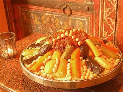 Cette recette rapide de couscous à la marocaine est une recette savoureuse à base de légumes. Mon couscous marocain | Recette | Couscous marocain ...