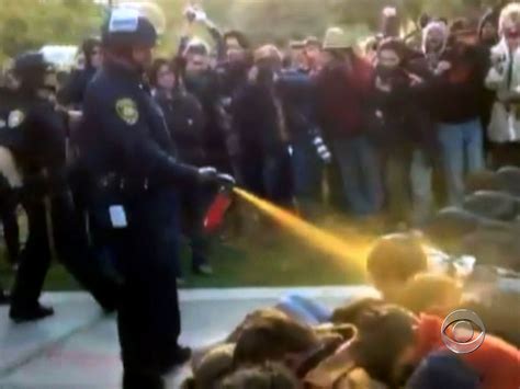 Report Ca Pepper Spray Incident Was Avoidable Cbs News