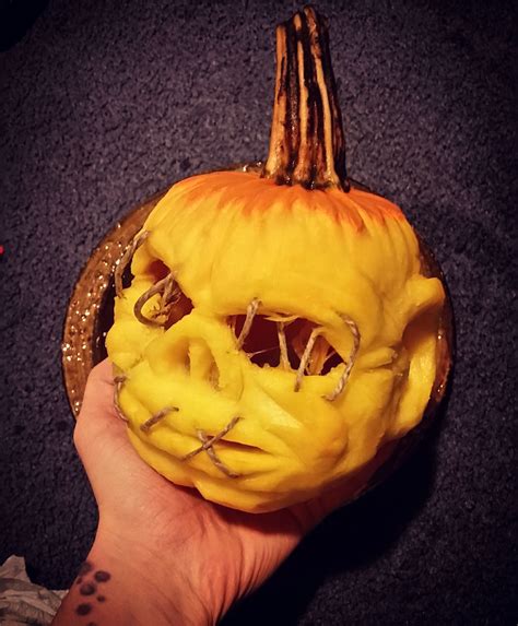 Pin By Cesar On Halloween Pumpkin Carving Shrunken Head