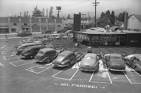 Los angeles county movie theaters are remaining closed at the moment, due to health regulations. Automated Drive-In "The Track", Los Angeles, 1949 - Old ...
