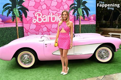 Margot Robbie Looks Pretty At The Barbie Photocall In Los Angeles 45