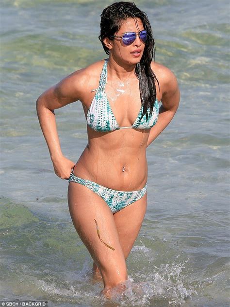 Times Priyanka Chopra In Bikini Pictures Break The Internet Starbiz Com