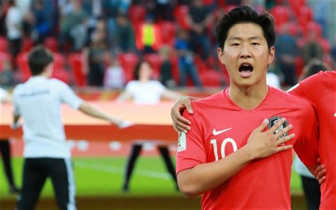 이강인 등 한국 선수들이 뛰는 스페인 프로축구 프리메라리가 클럽들이 신종 코로나바이러스 감염증(코로나19) 확산 여파로 인한 재정난 해소를. 우렁차게 부르는 이강인 "지금은 U-20 결승만"