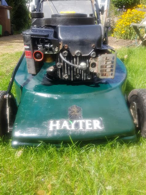 Grass clippings will damage a lawn with thatch problems, so remove the thatch before leaving clippings on the ground. Hayter Jubilee 48 cm (19") Cut Push Petrol Lawn Mower with Large Grass Box - Mendy Mowers