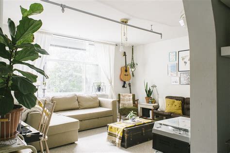 Tegan And Dans Renewed East Vancouver Gem Small Living Rooms Living