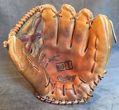 Vintage 1960s Rawlings Big 8 Baseball Glove Mantle Spahn Double X Web