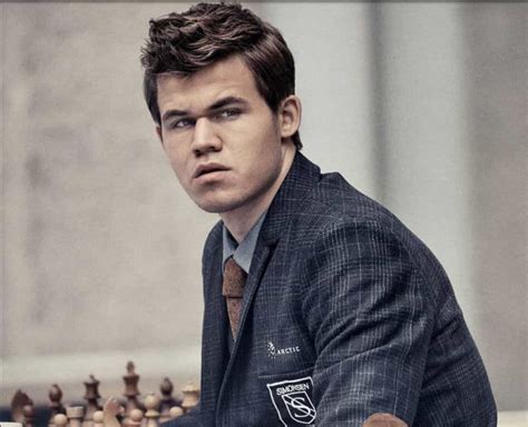 Magnus Carlsen Biography, Age, Wiki, Height, Weight, Girlfriend, Family