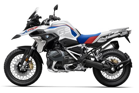 The 2020 bmw r 1250 gs is an adventure touring motorcycle with comfortable ergonomics and strong power. 2021 BMW R 1250 GS and GS Adventure First Looks (10 Fast ...