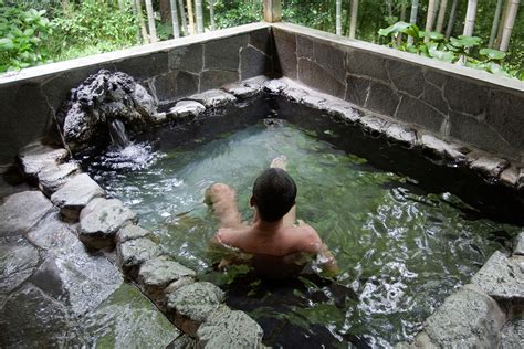 Onsen Etiquette 7 Basic Rules For Hot Springs In Japan The Manual