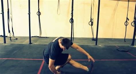 How To Do Crossfit Pistols Crossfit Workouts Crossfit Workouts