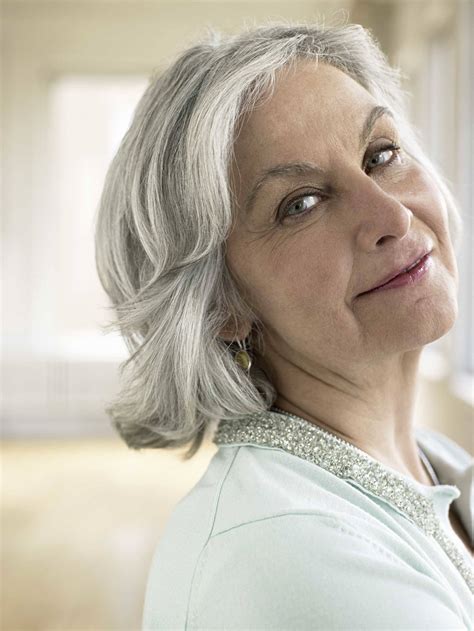 What is color blending for gray hair? Short Gray Hair Looks for Older Women in 2020 | All Things ...